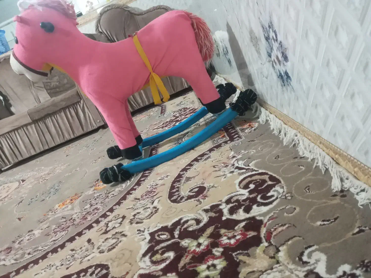 اسباب بازی|اسباب‌بازی بچه|سرپل ذهاب, |دیوار