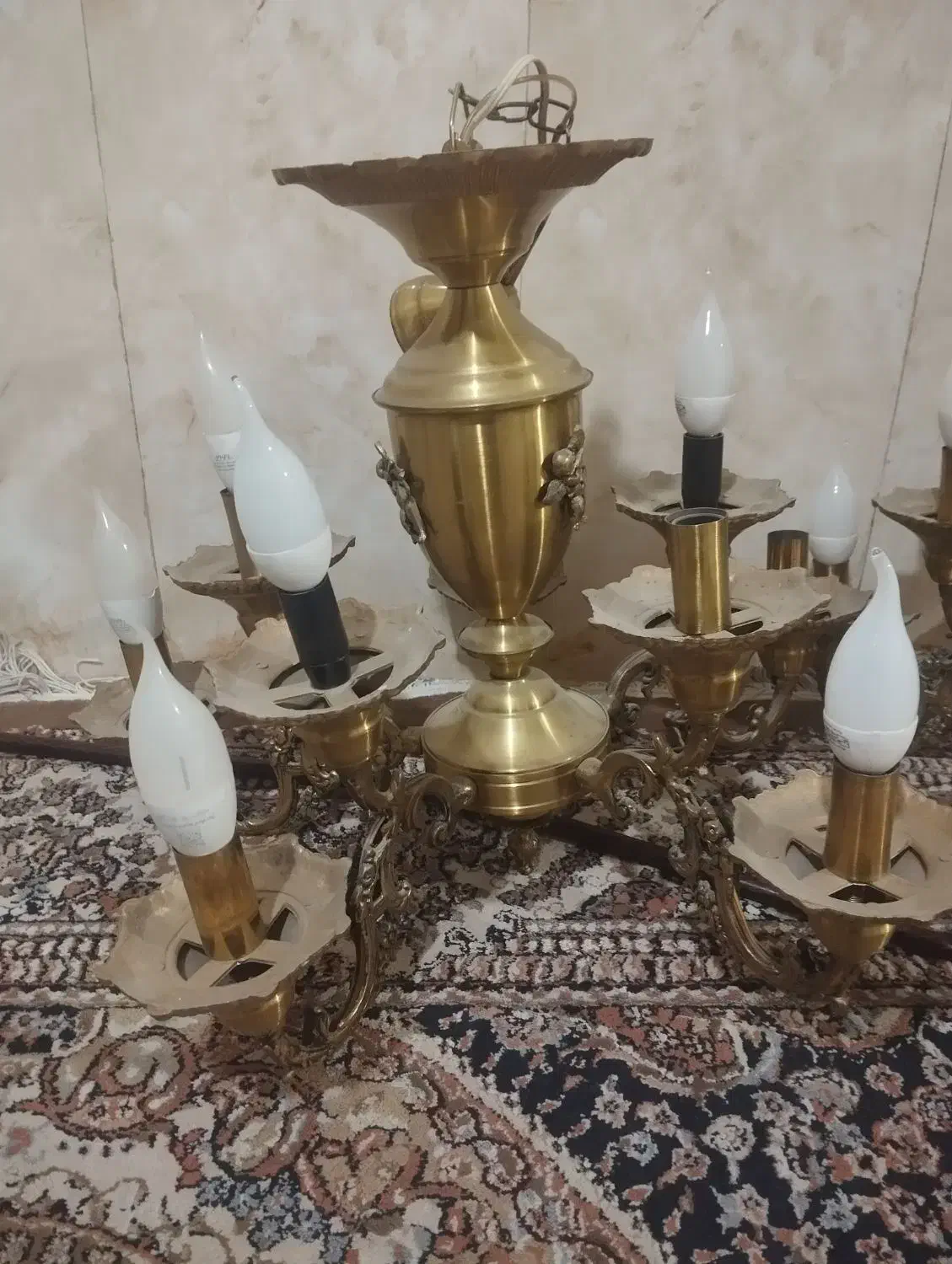 دوتا لوستر برنجی|لوستر و چراغ آویز|رباط‌کریم, نصیرشهر|دیوار