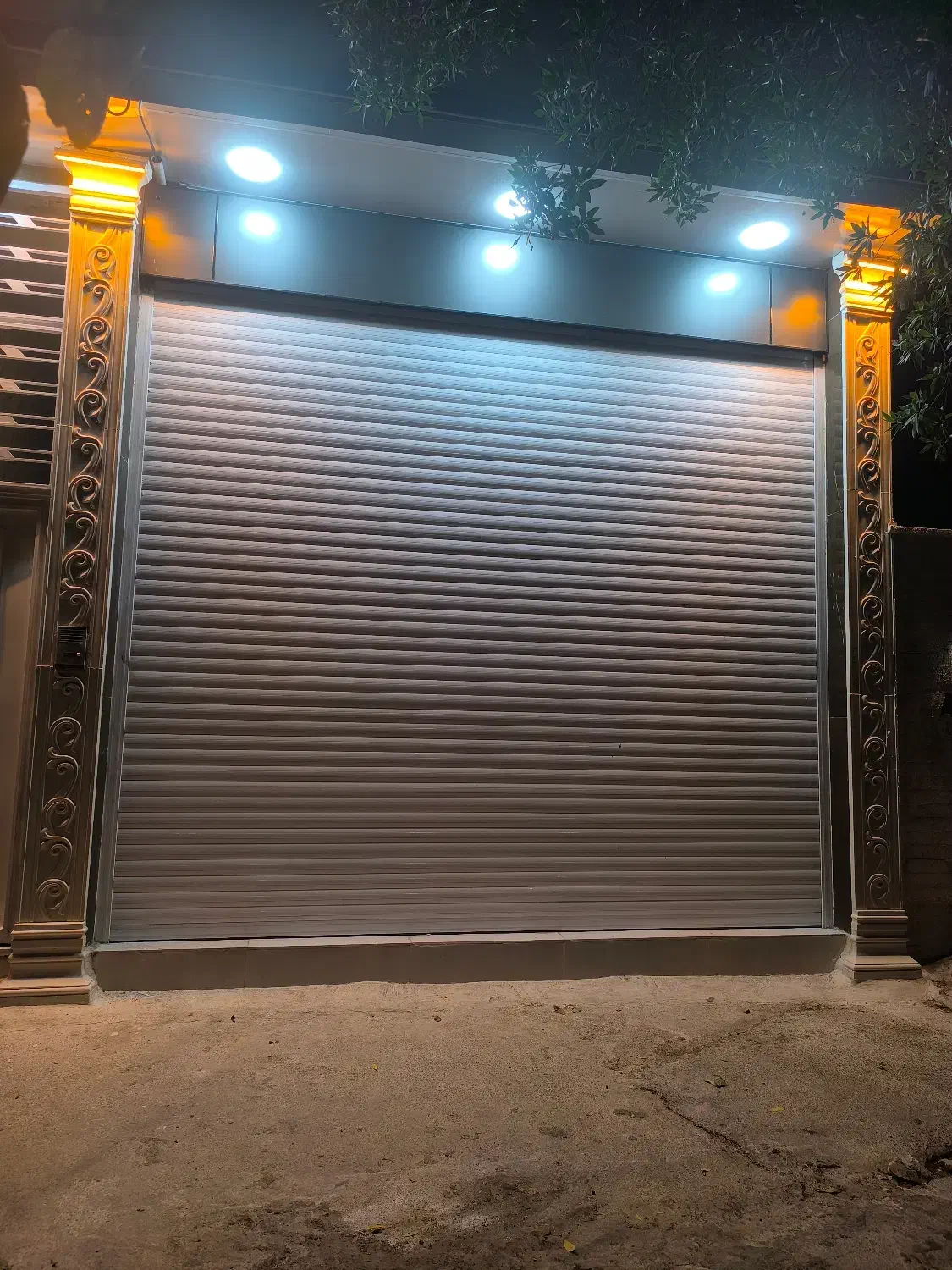 رهن و اجاره مغازه در بلوار نیستان|اجارهٔ مغازه و غرفه|شیراز, کوی فرهنگیان|دیوار