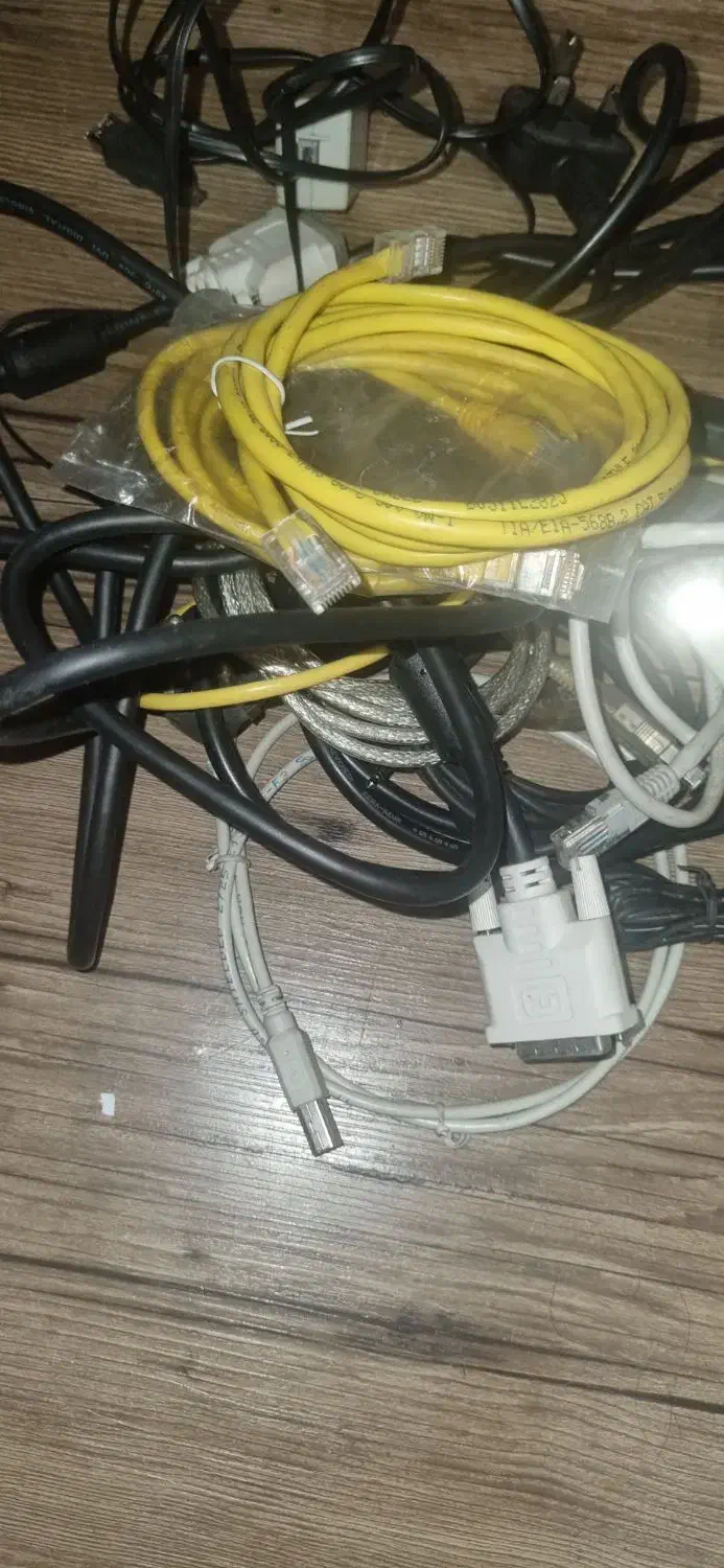 سیم و کابل اصل|قطعات و لوازم جانبی رایانه|تهران, میرداماد|دیوار