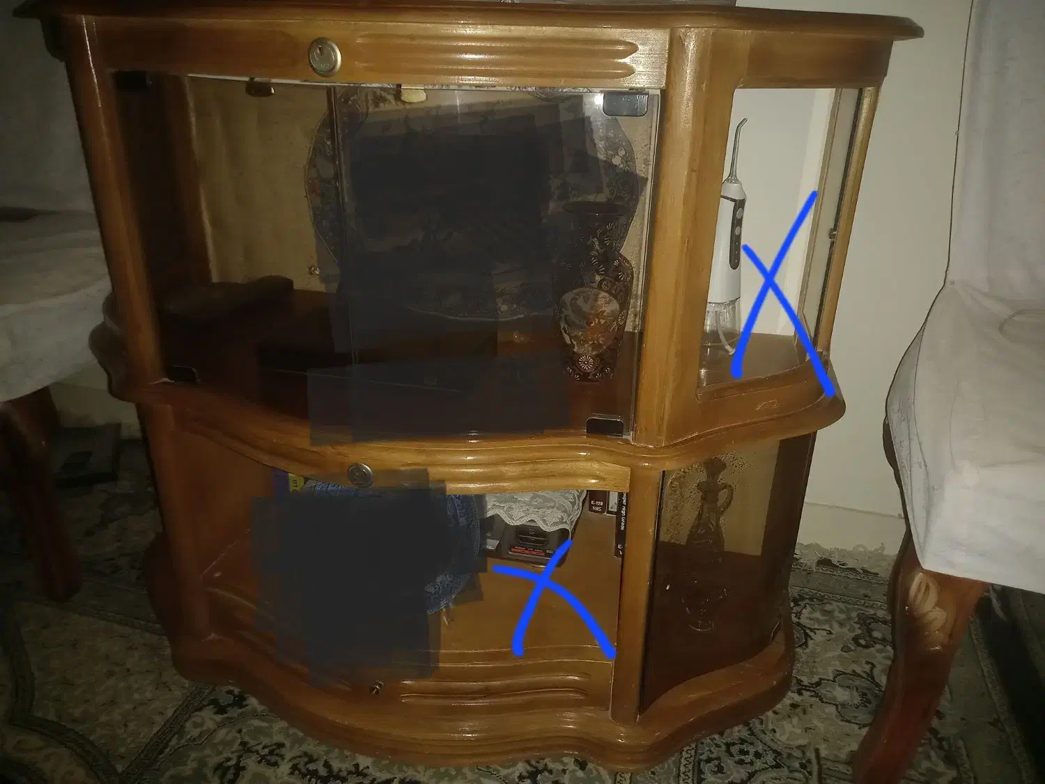 تلویزیون و میزش|میز تلویزیون|زارچ, |دیوار