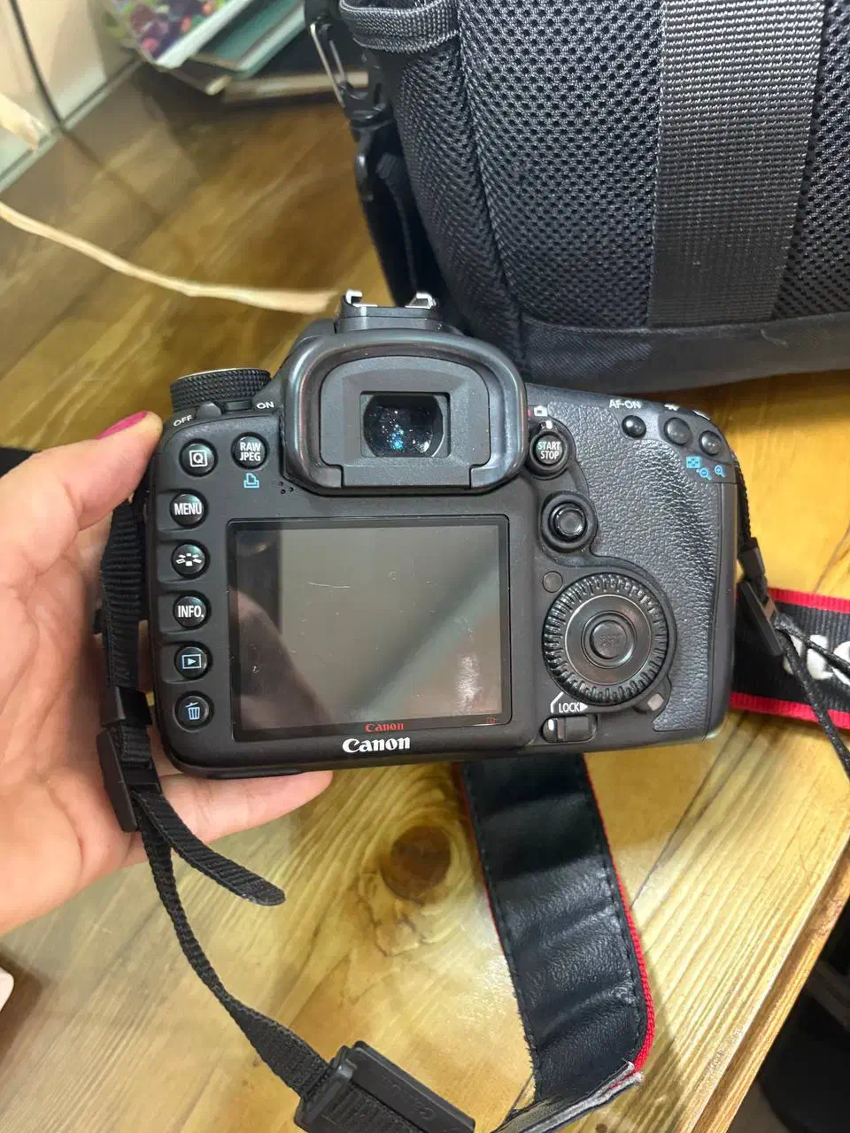 پکیج حرفه‌ای دوربین عکاسی Canon 7D + دو لنز تمیز|دوربین عکاسی و فیلم‌برداری|بابل, |دیوار