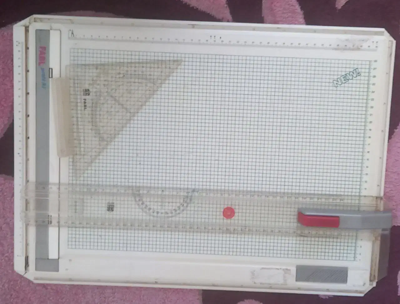 تخته رسم|لوازم التحریر|اسدآباد, |دیوار