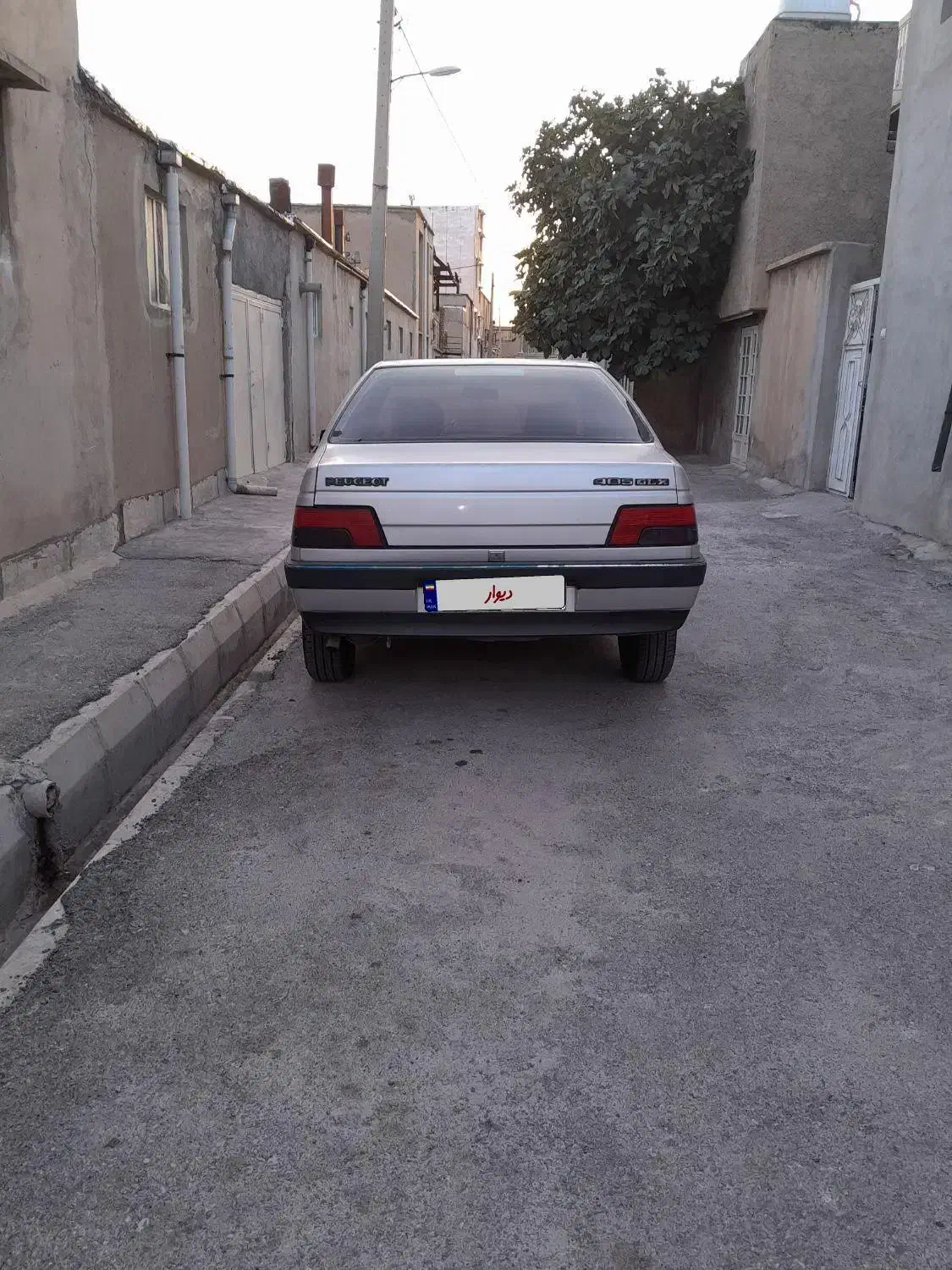 پژو ۴۰۵ مدل ۹۲|خودرو سواری و وانت|ایلام, |دیوار