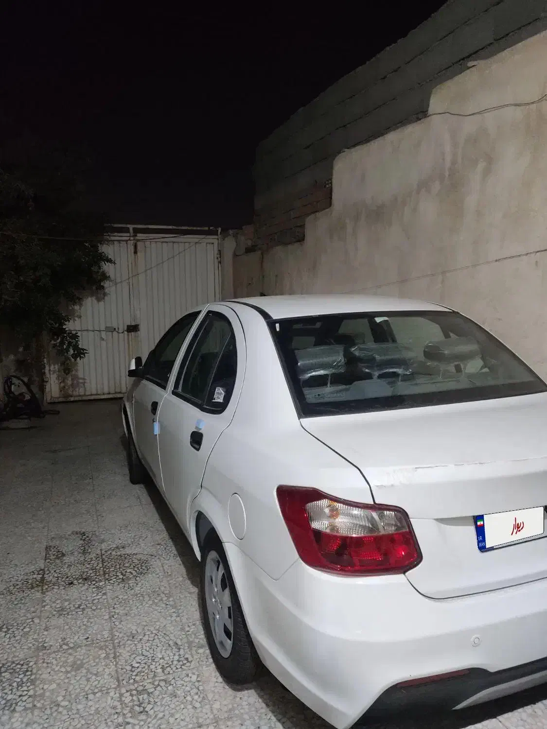 ساینا s|خودرو سواری و وانت|هشتگرد, شهرک بعثت|دیوار