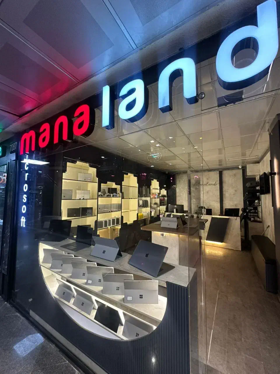 فروشگاه تخصصی ماکروسافت سرفیس|رایانه همراه|تهران, میدان ولیعصر|دیوار