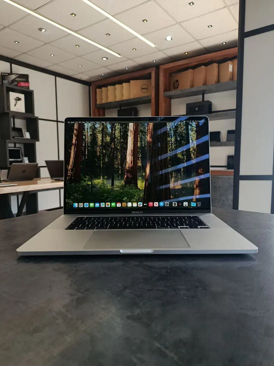 مک بوک مناسب کارهای گرافیکی MacBook Pro 2019|رایانه همراه|قم, صفائیه|دیوار