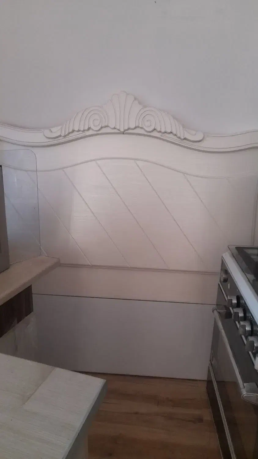 تخت ۲ نفره به همراه خوش خواب و پایه فلزی|تخت و سرویس خواب|نیشابور, شهرک رضوی|دیوار