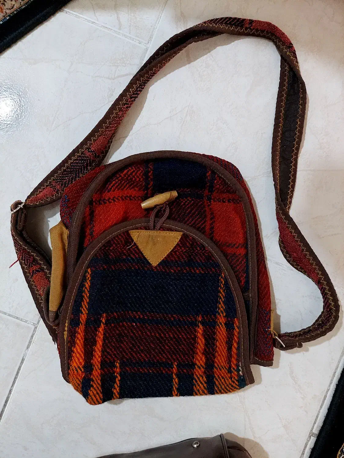 تعدادی کیف به فروش میرسد|کیف، کفش، کمربند|پاکدشت, پاکدشت (مامازند)|دیوار