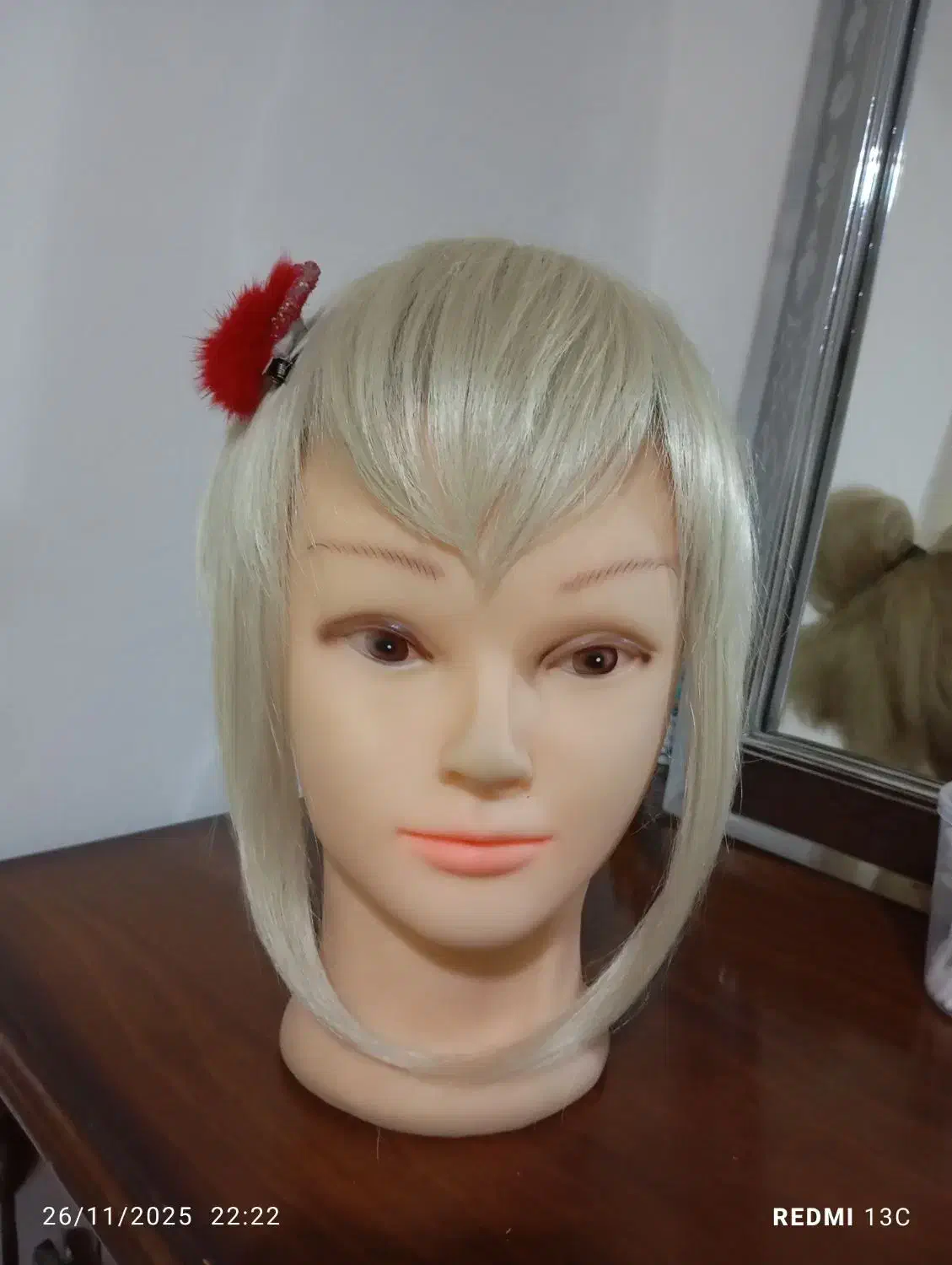 سر مو نکن آرایشگاه قیمت 600هزارتومان|آرایشی، بهداشتی، درمانی|پردیس, فاز ۱۱|دیوار