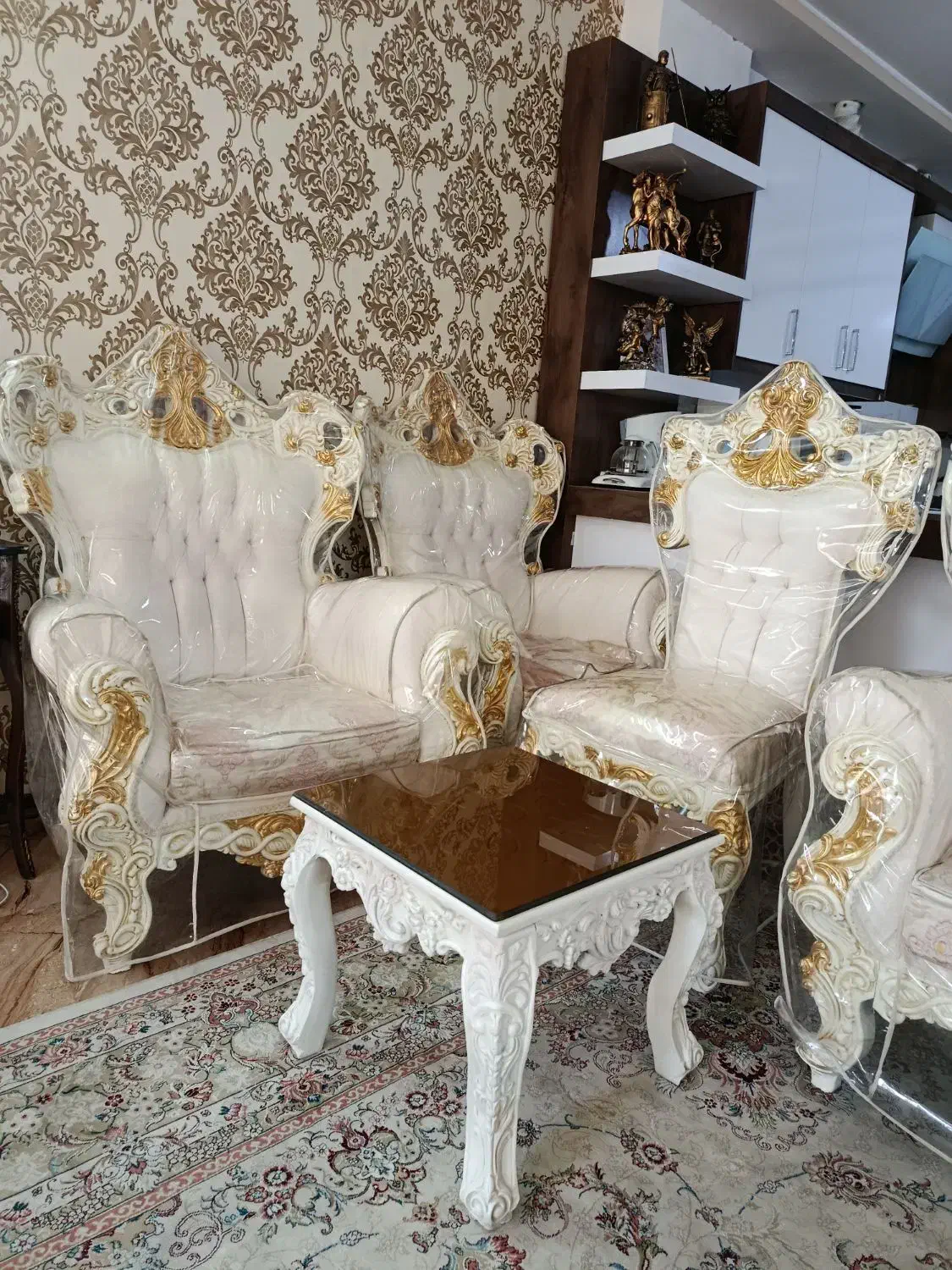 مبل سلطنتی ۹نفره درحدنو باسه میز  بازدید مشهد|مبلمان خانگی و میز عسلی|گناباد, |دیوار