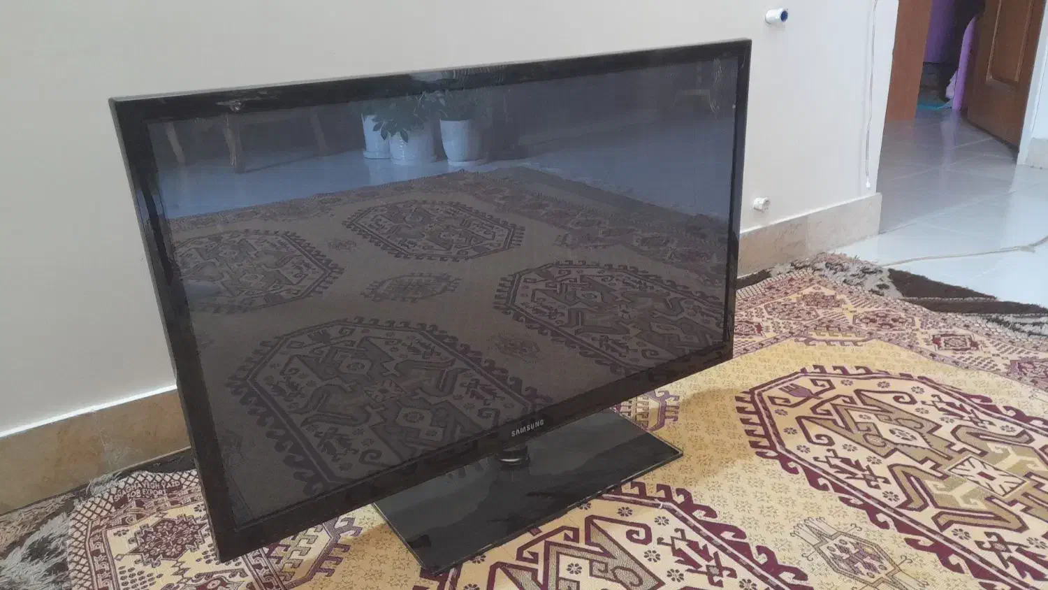 تلویزیون ۴۲اینچ سامسونگ پلاس|تلویزیون و پروژکتور|اصفهان, باغ فدک|دیوار