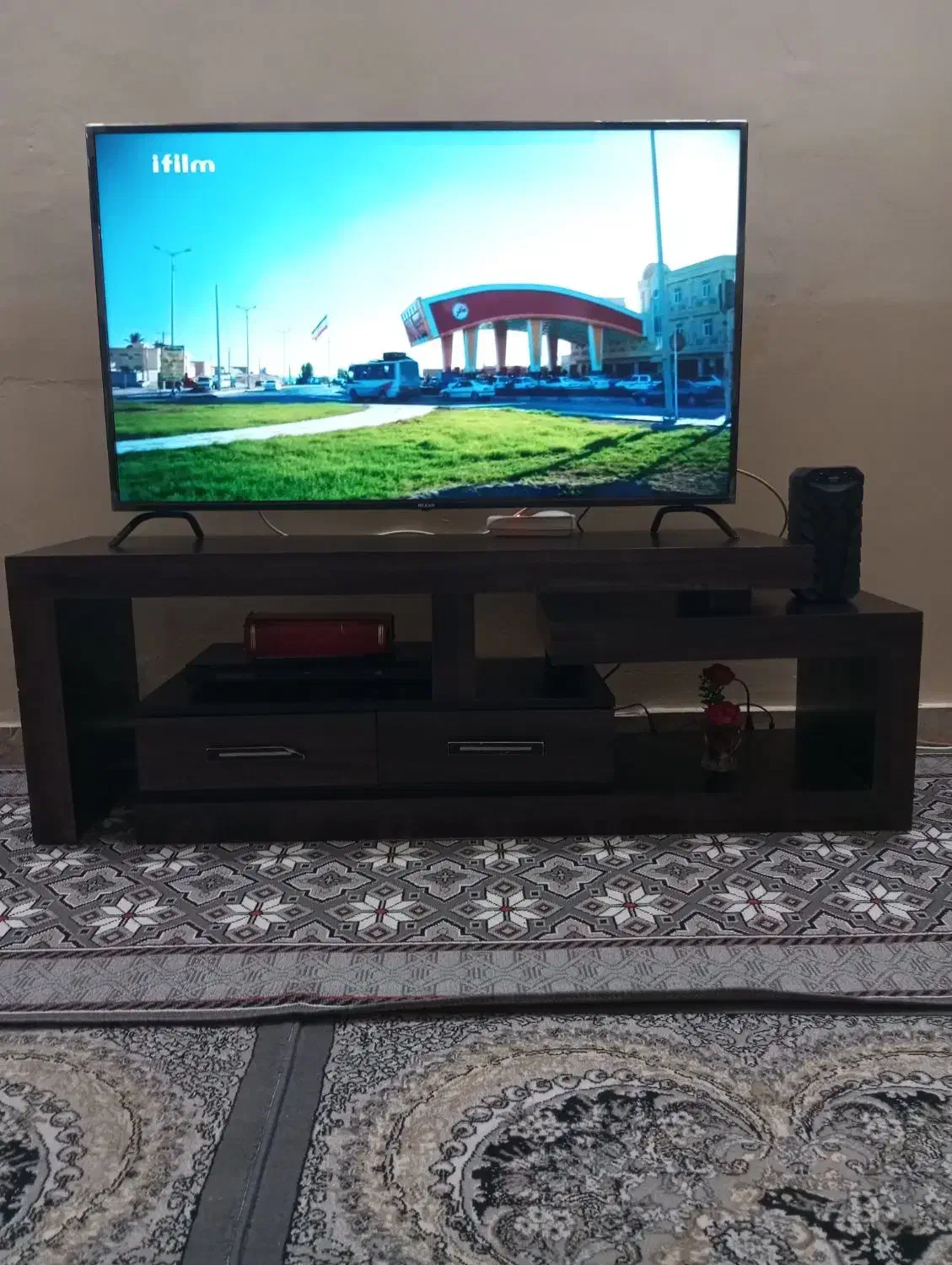 میز تلویزیون|میز تلویزیون|تربتحیدریه, حسنی بالا|دیوار