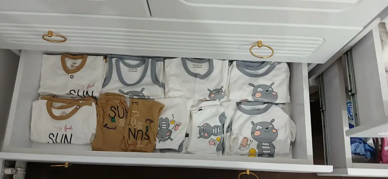 تعدادی وسایل نوزادی|اسباب و اثاث بچه|مرند, |دیوار