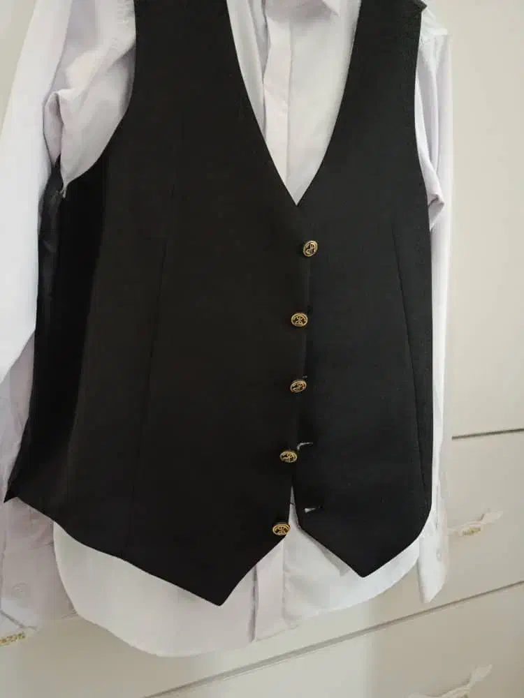 کت وشلوار|کیف، کفش، کمربند|اشتهارد, |دیوار