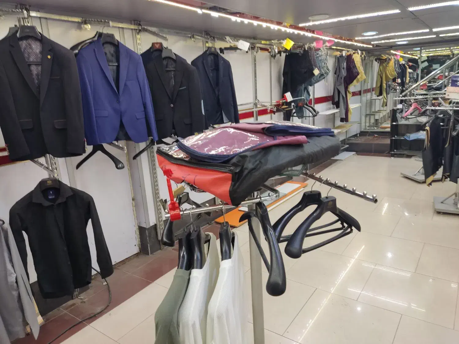 قیمت توافقی|فروشگاه و مغازه|بابل, |دیوار