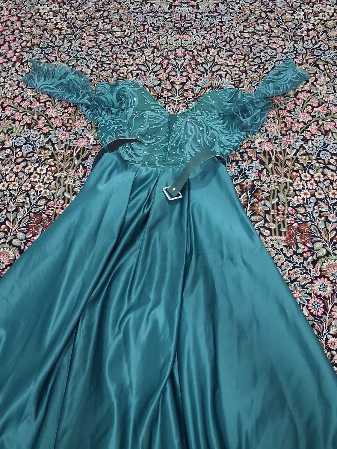 لباس مجلسی|لباس|کرمان, |دیوار