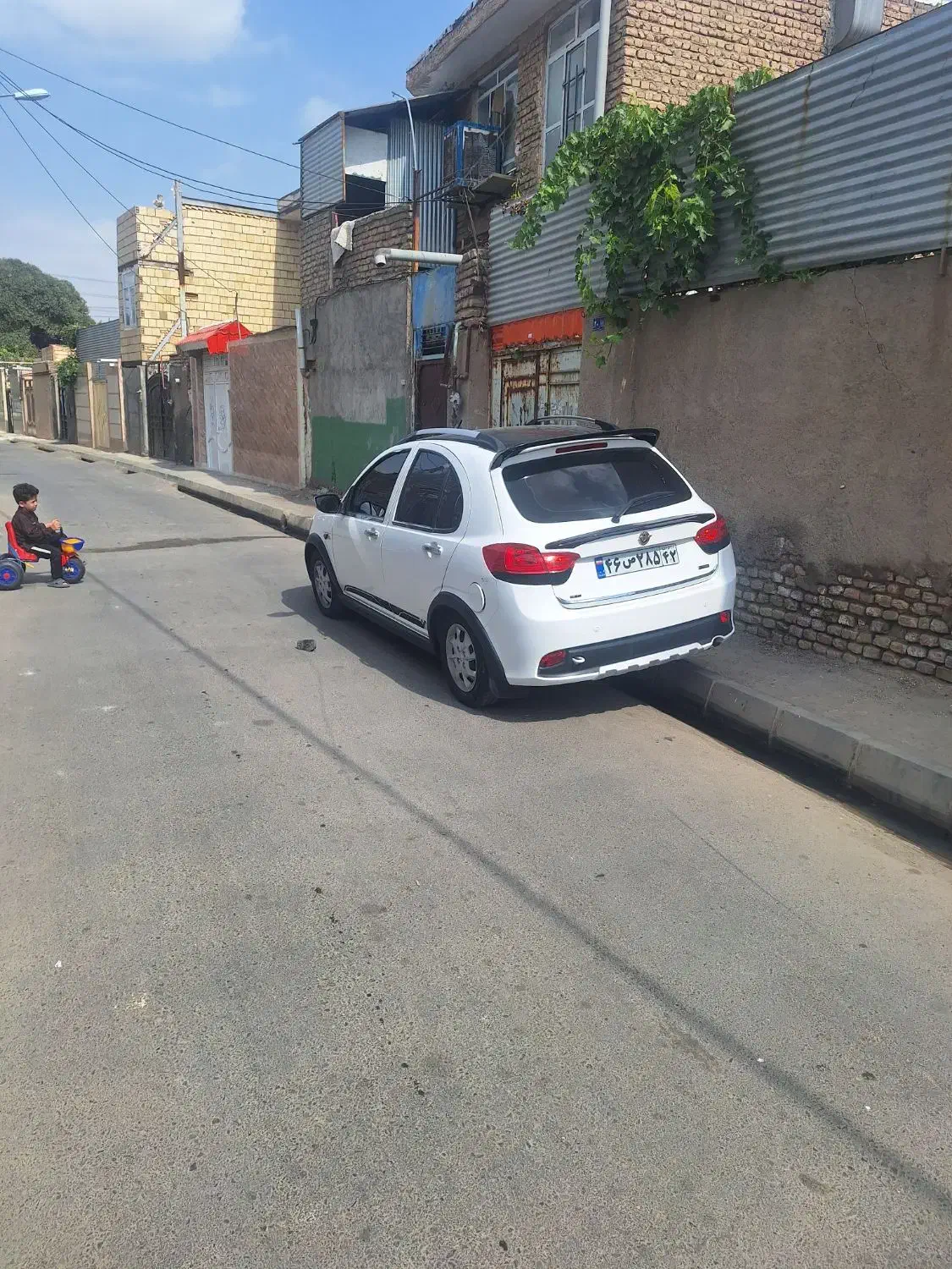 کوئیک RS سفید سقف مشکی پارس خودرو مدل ۱۴۰۲|خودرو سواری و وانت|مشهد, چهنو|دیوار