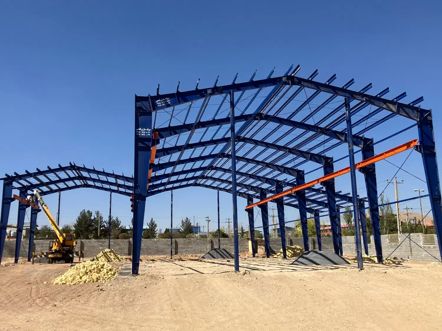 سوله سازی ساخت و نصب انواع سوله|خدمات پیشه و مهارت|خمین, |دیوار