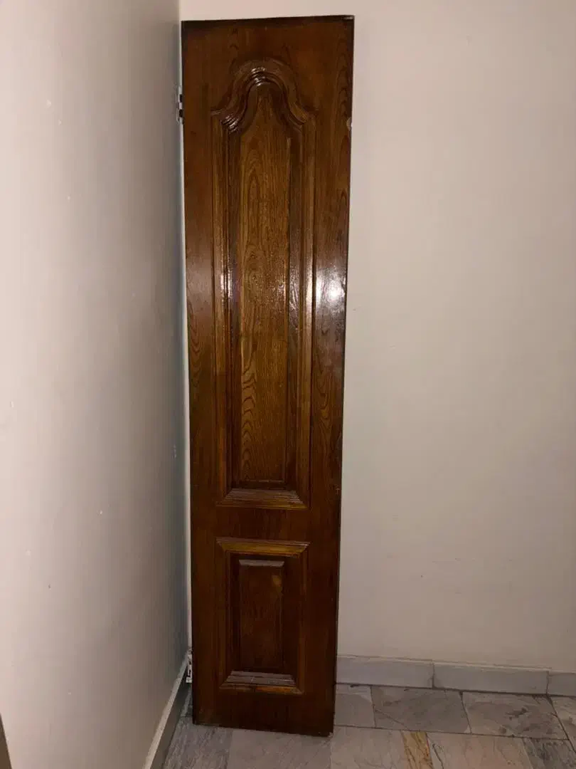 در چوبی به همراه آکاردئونی|مصالح و تجهیزات ساختمان|تهران, نظامی گنجوی (توانیر)|دیوار