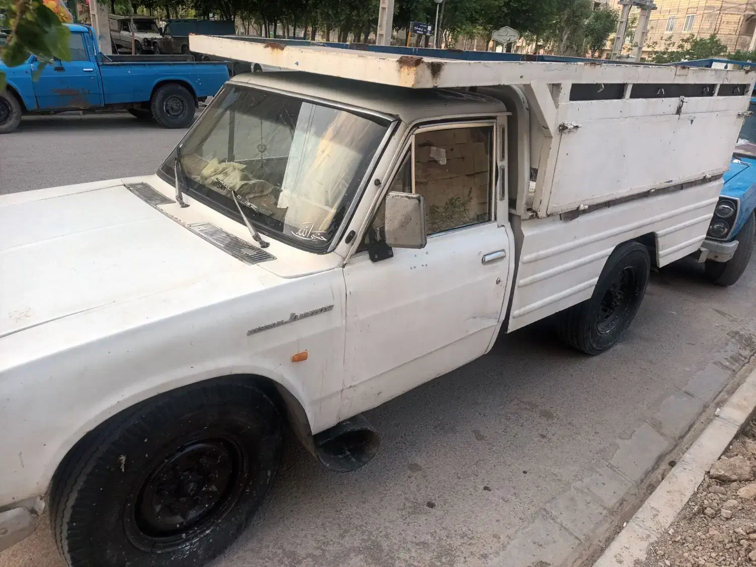 نیسان مدل 72 متورz|خودرو سواری و وانت|نائین, |دیوار