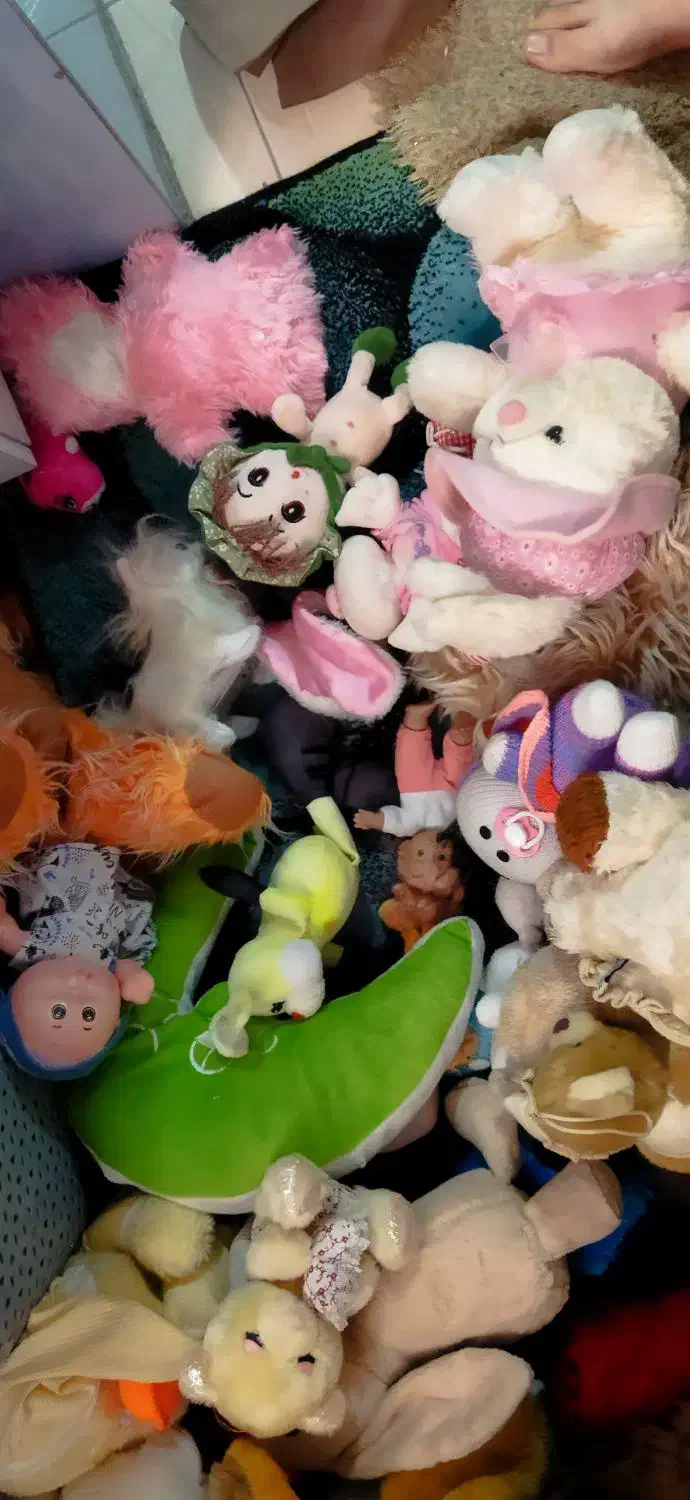 کلی عروسک شاید 100 تا دونه ای فروش درحدنو|اسباببازی بچه|اراک, |دیوار