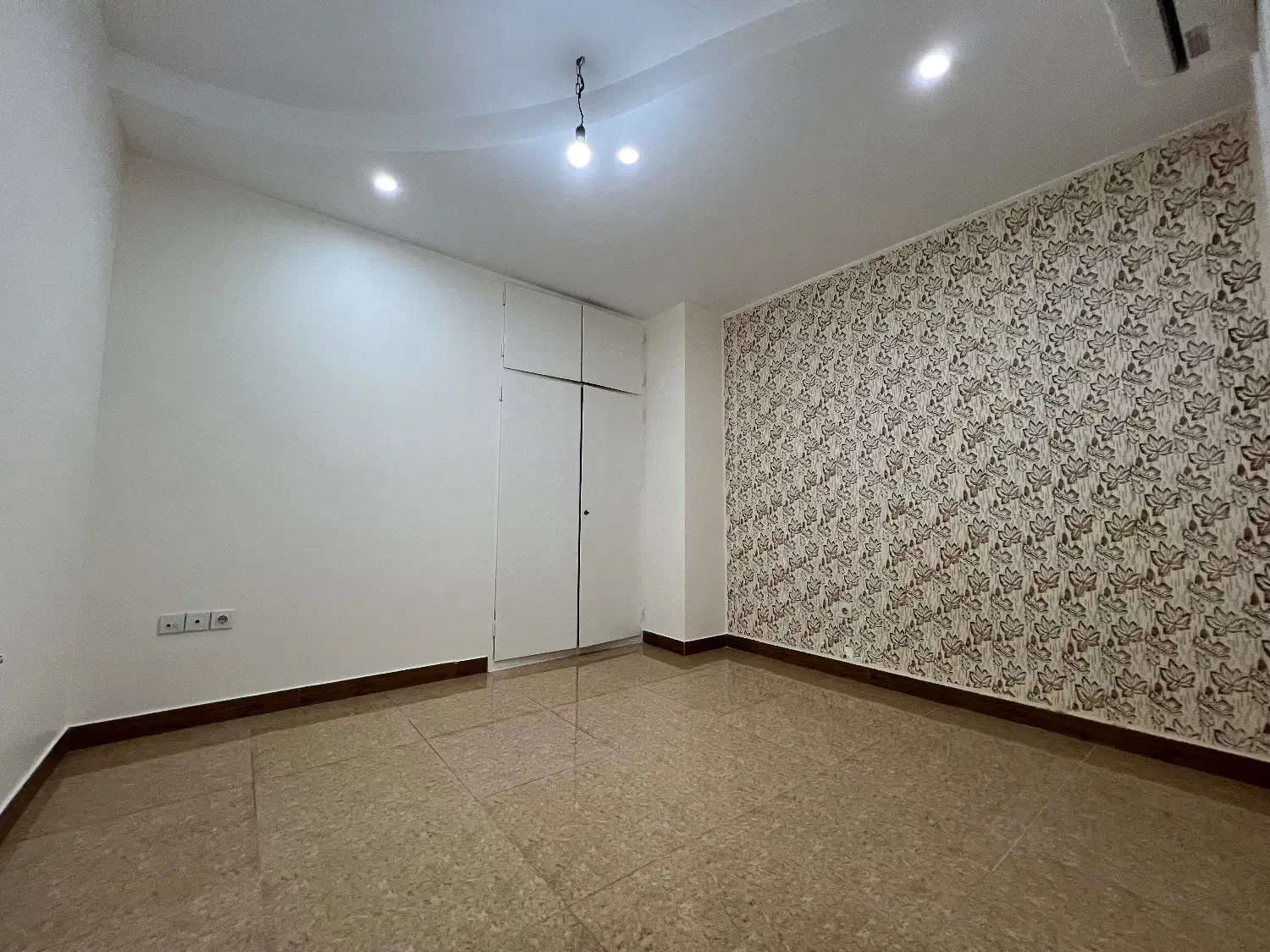 125متر/شاخه اصلی/۳خواب|فروش آپارتمان|فردیس, فردیس|دیوار