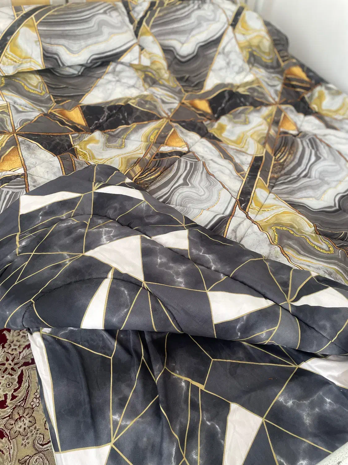 تخت خواب دونفره فلزی|تخت و سرویس خواب|تربتحیدریه, میدان مرکزی|دیوار