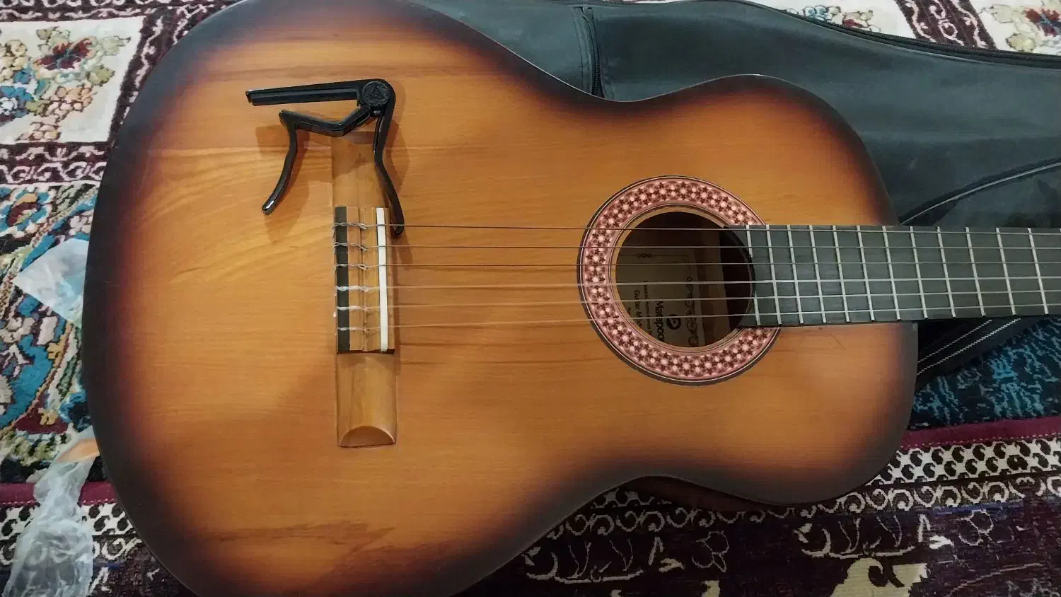 گیتار|گیتار، بیس، امپلیفایر|بندر گز, |دیوار