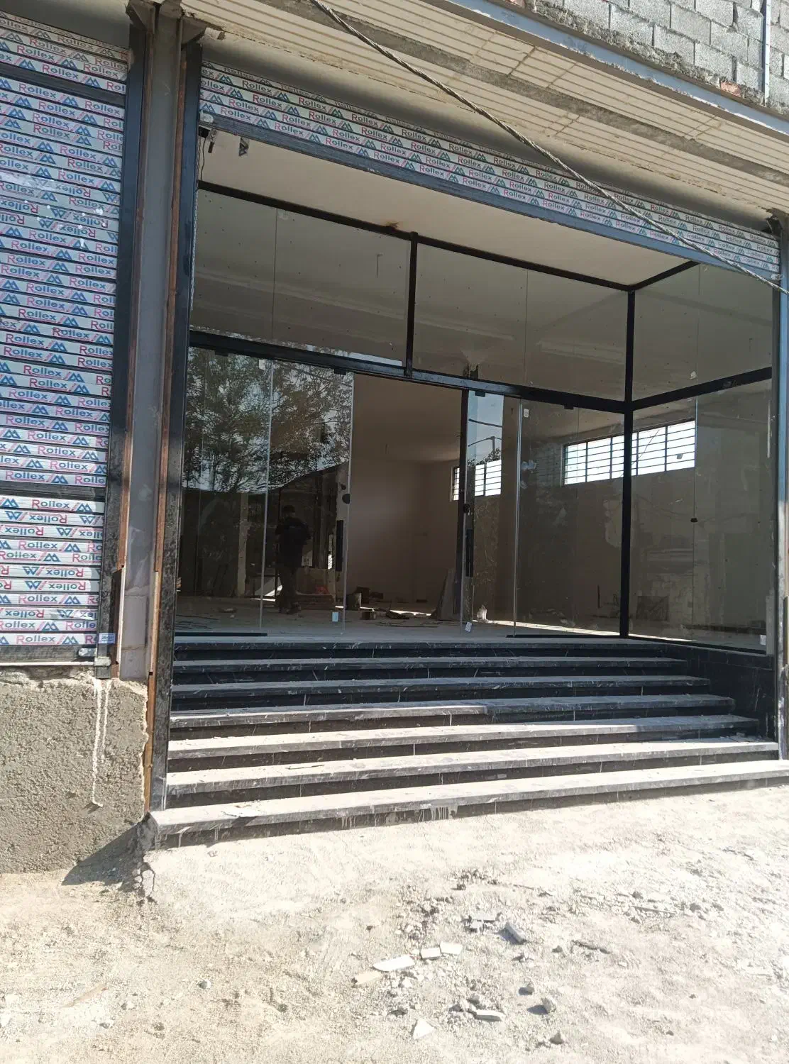 نصب و تهیه شیشه میرال|خدمات پیشه و مهارت|نسیمشهر, |دیوار