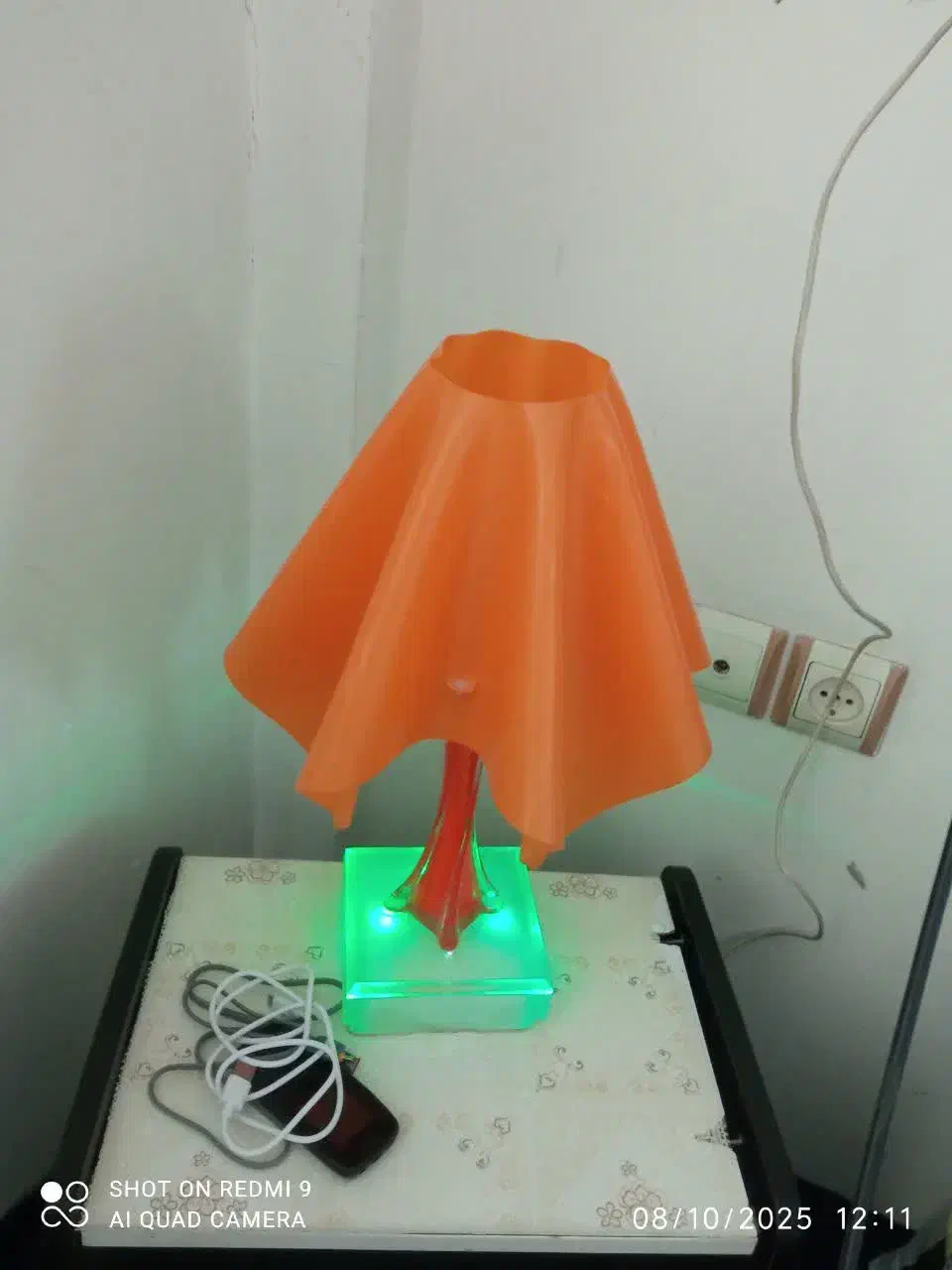 چراخ خواب با آل ای دی|چراغ خواب و آباژور|مشهد, عبادی|دیوار