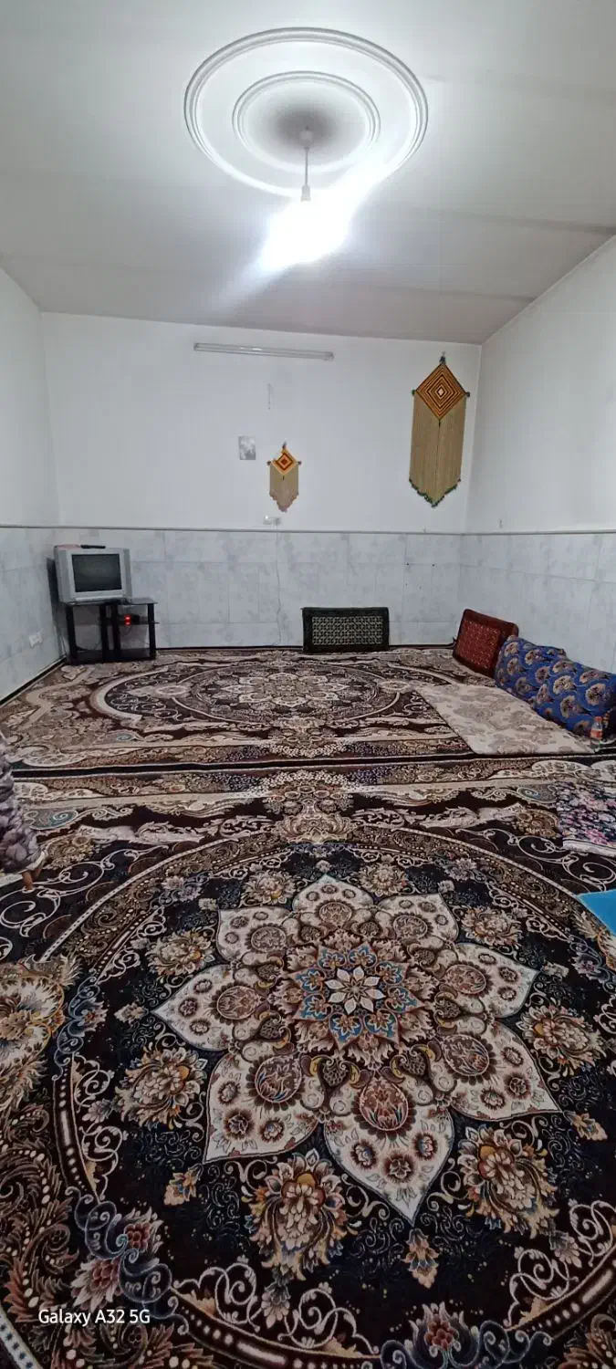 منزل ویلایی ۱۰۰متری|فروش خانه و ویلا|قم, زند آباد|دیوار