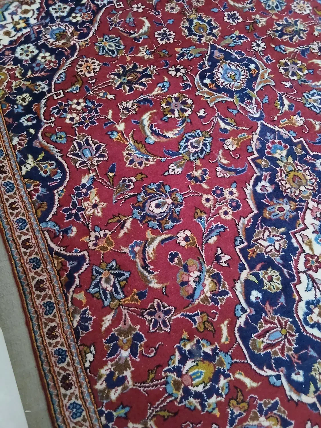 فرش دستباف|فرش|پرند, فاز ۱|دیوار