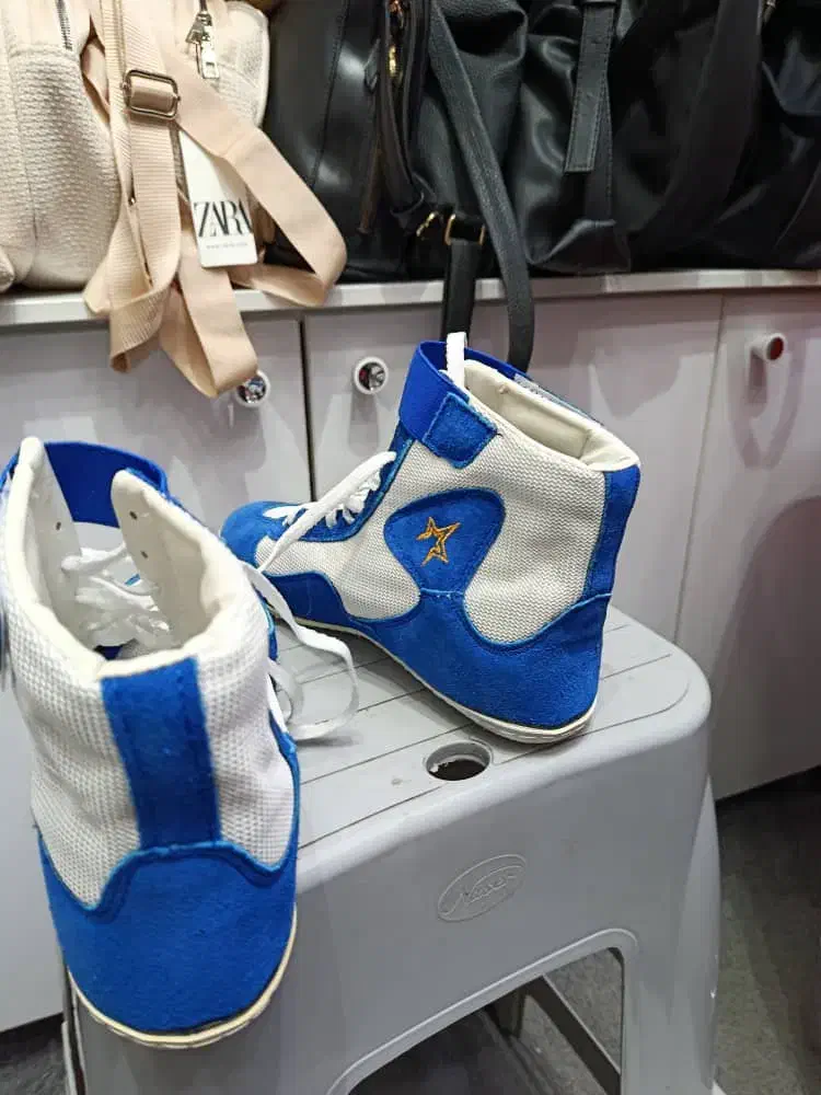 کفش کشتی سایز 42.43|تجهیزات ورزشی|دوگنبدان, |دیوار