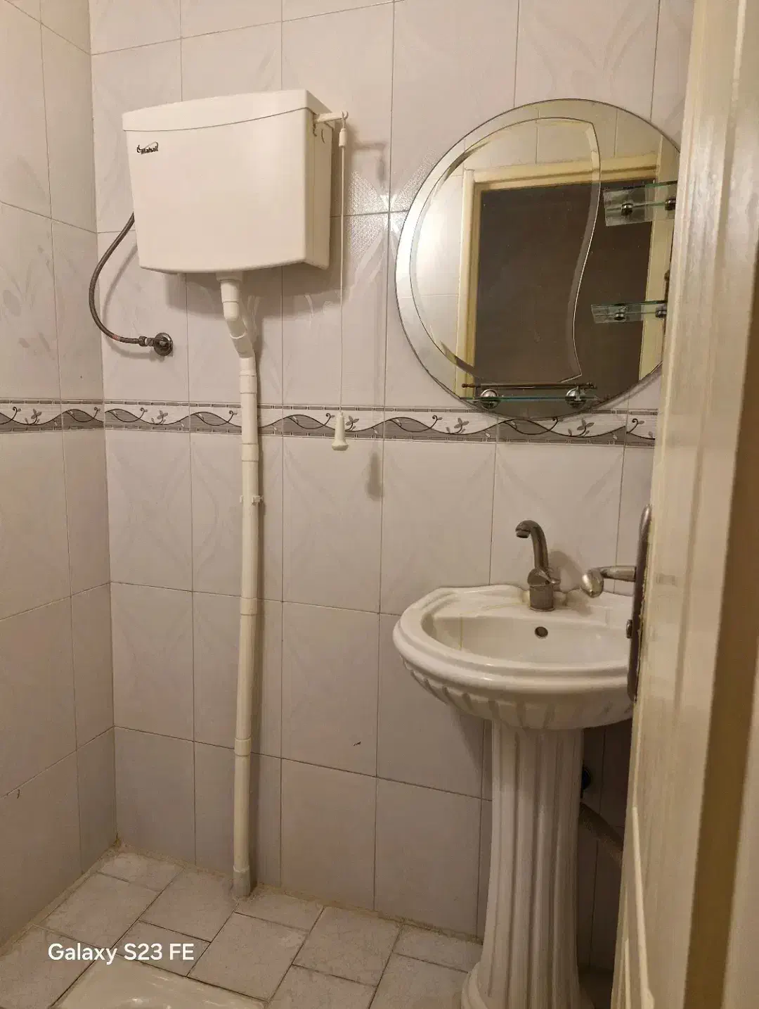 65متر/فول امکانات/پارک ماشین/آسانسور/انباری