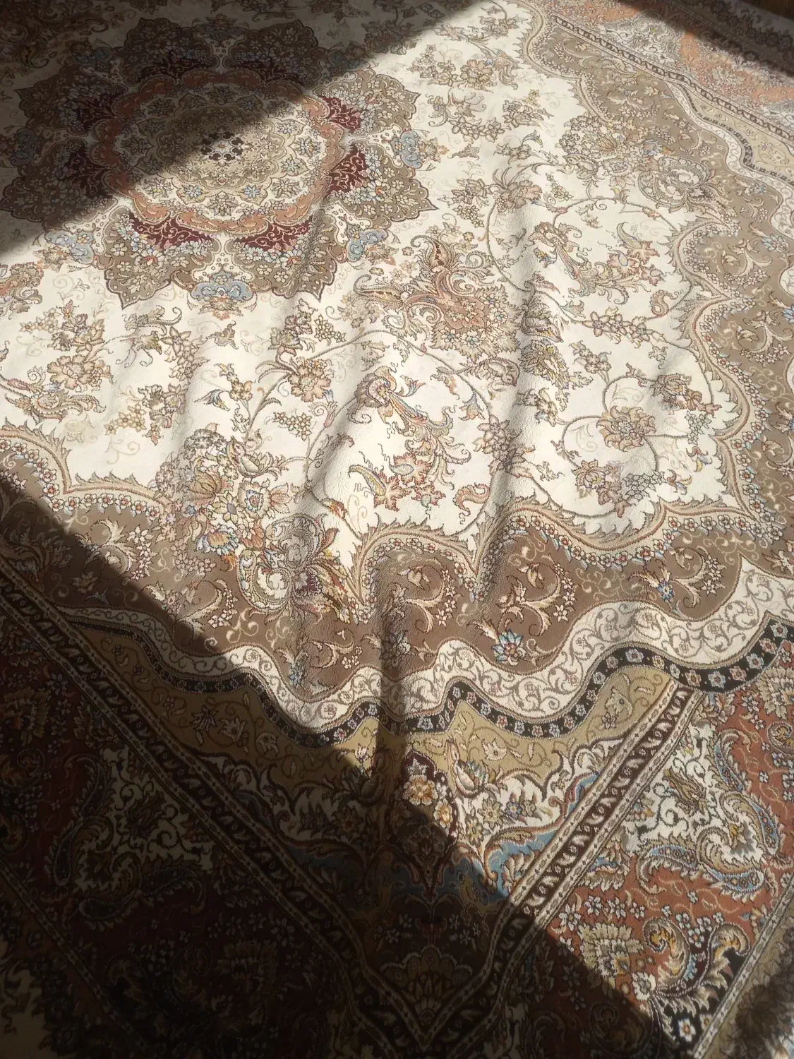 فرش ۱۲متری|فرش|قم, نیروگاه|دیوار