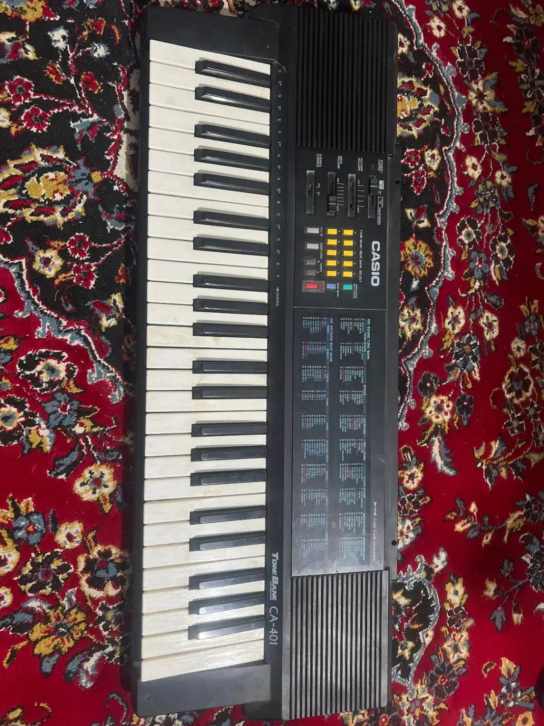 ارگ کاسیو|پیانو، کیبورد، آکاردئون|آشخانه, |دیوار