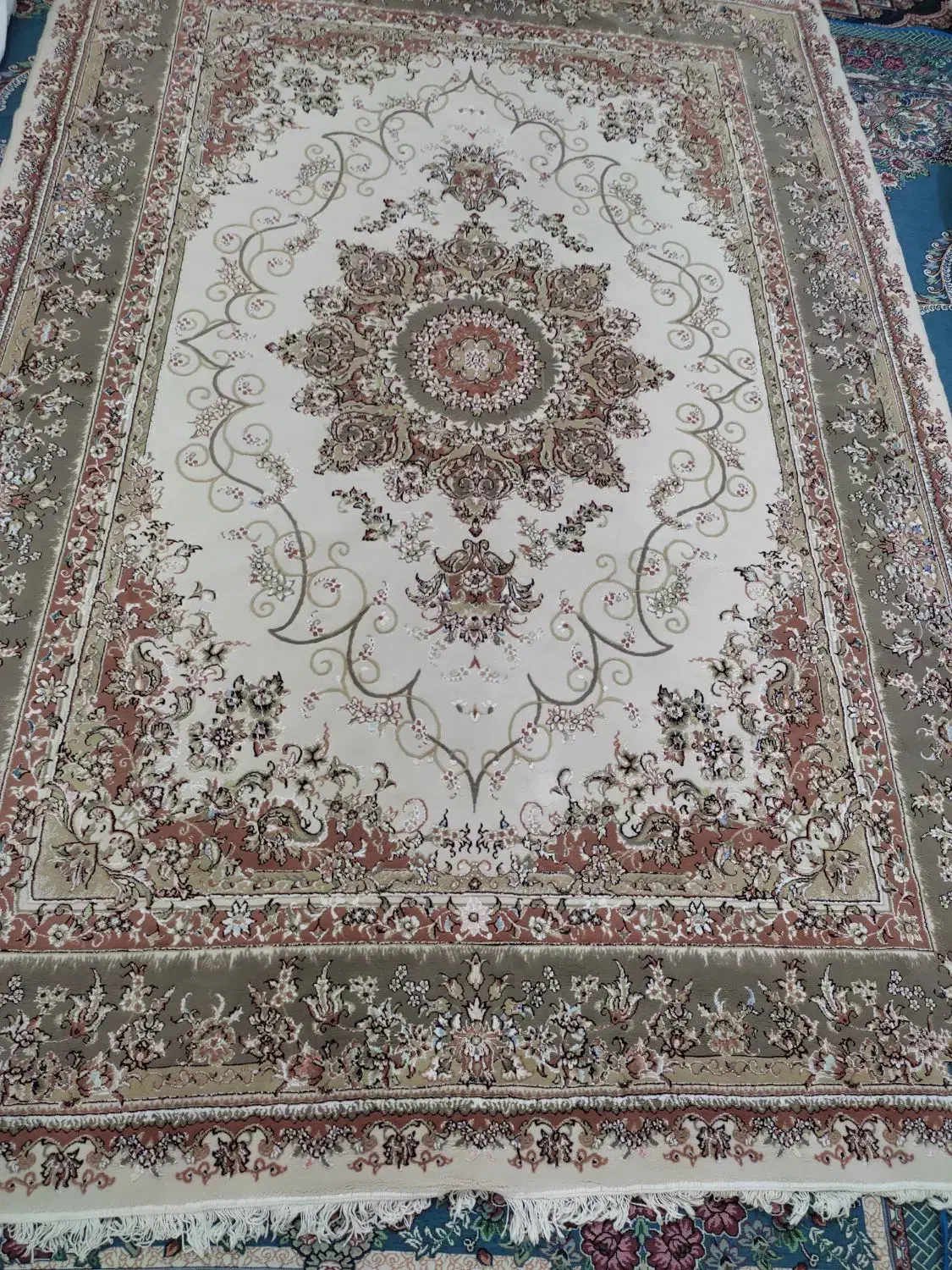 فرش 9 متری 1200 شانه|فرش|باغستان, |دیوار
