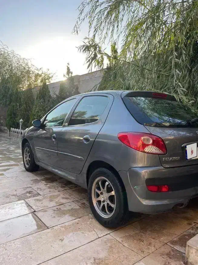 ۲۰۷مدل ۸۹تمیز بدون رنگ فابریک دارای سیستم صوتی|خودرو سواری و وانت|تبریز, |دیوار