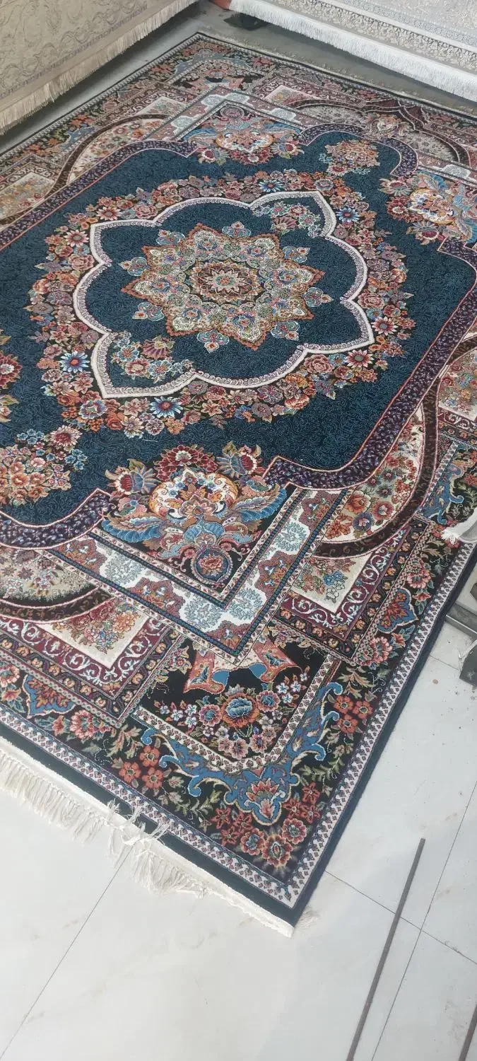 ۲ تخته فرش ۱۲ متری ۷۰۰ شانه تراکم ۲۵۵۰|فرش|نسیمشهر, |دیوار