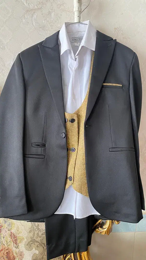 کت و شلوار|لباس|عجب شیر, |دیوار