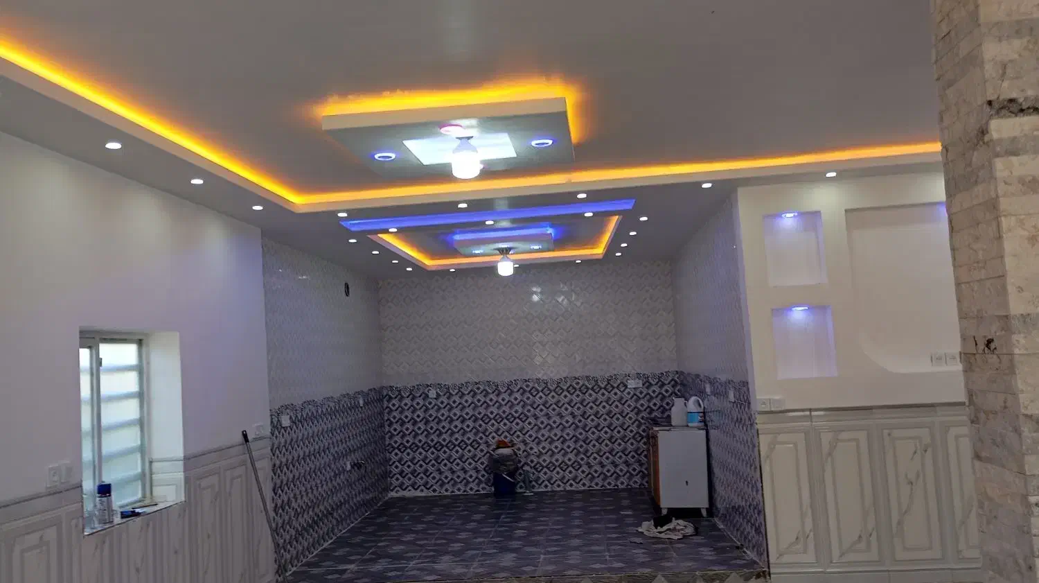 برق کشی ساختمان و صنعتی|خدمات پیشه و مهارت|نرماشیر, |دیوار