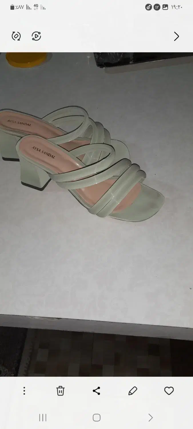 روفرشی مجلسی فقط دو سه ساعت پوشیده شده|کیف، کفش، کمربند|قم, حکمت شمالی|دیوار