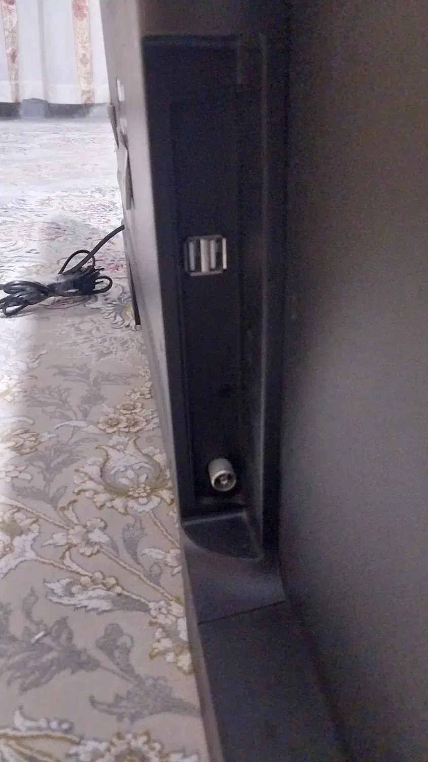 تلویزین اسنوا ۴۳ اینچ|تلویزیون و پروژکتور|بهارستان, |دیوار