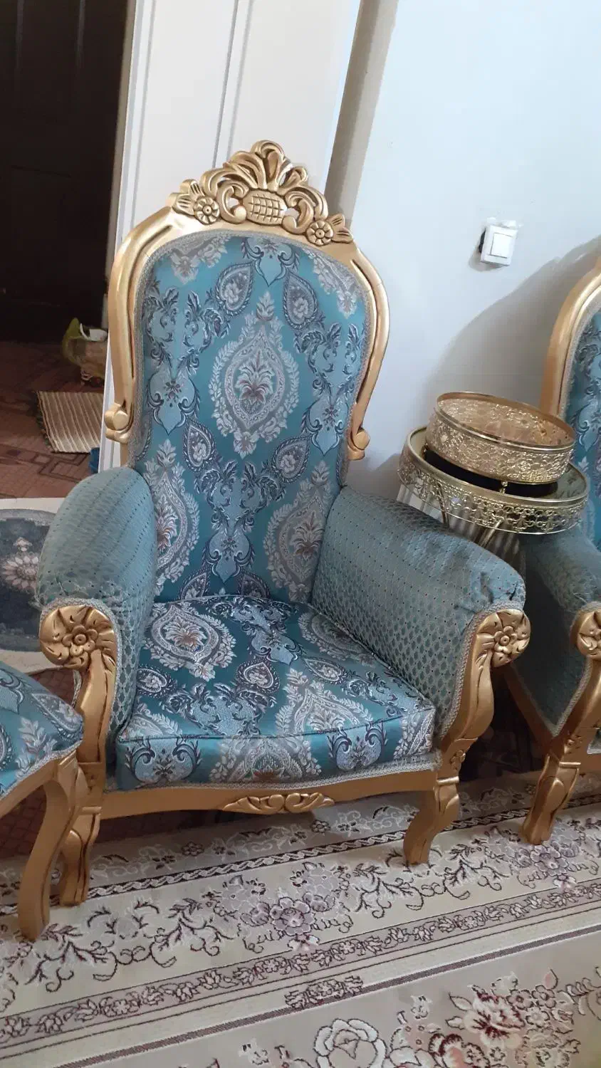 مبل.سلطنتی فوری|مبلمان خانگی و میز عسلی|گلبهار, شهر جدید گلبهار|دیوار