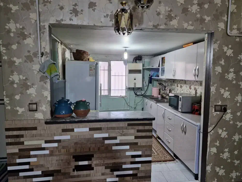 اپارتمان ۱۳۰ متری ۳ خواب|اجارهٔ آپارتمان|اراک, |دیوار