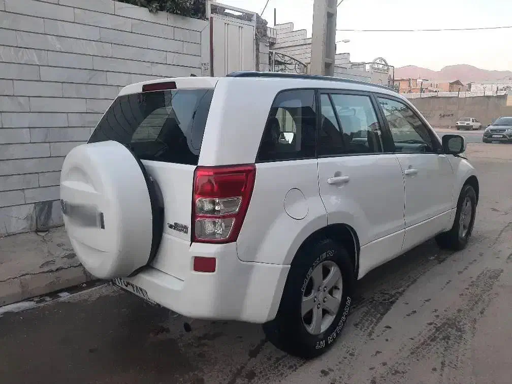 سوزوکی ویتارا|خودرو سواری و وانت|خرمآباد, |دیوار