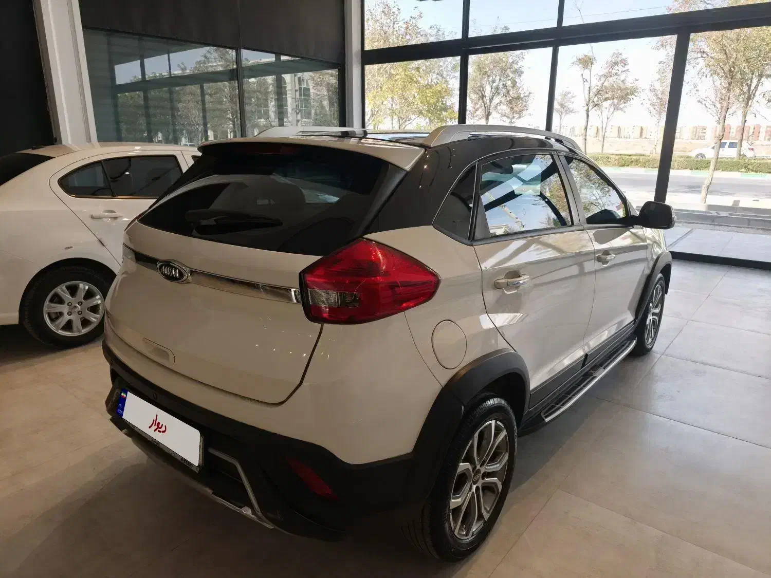 x22 اتومات مدل 98 بی رنگ|خودرو سواری و وانت|مشهد, الهیه|دیوار