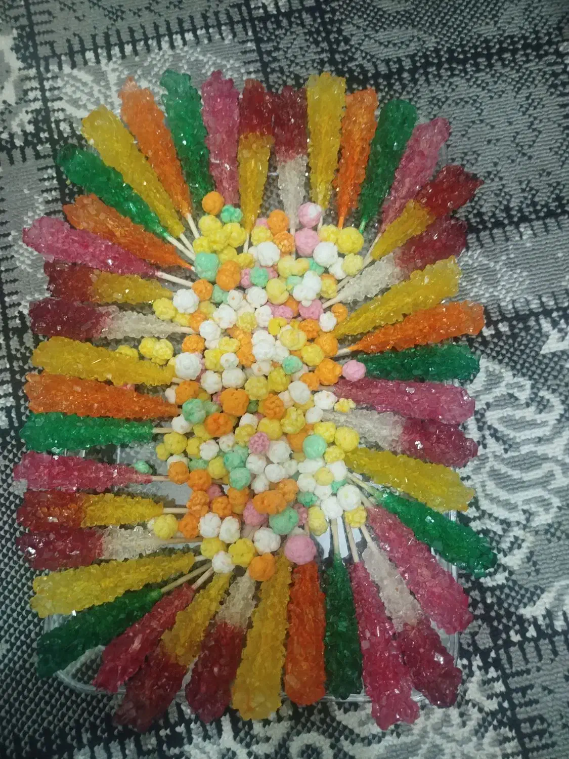 نبات نقل های رنگی وطعم دار با نبات های دمنوش|خوردنی و آشامیدنی|شریف‌آباد, |دیوار