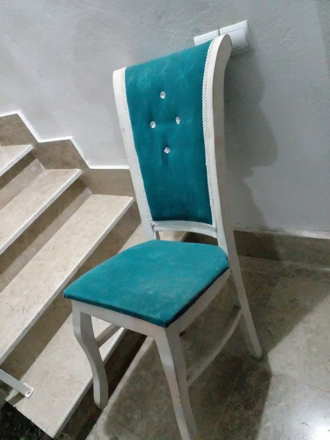 صندلی|صندلی و نیمکت|گرگان, |دیوار